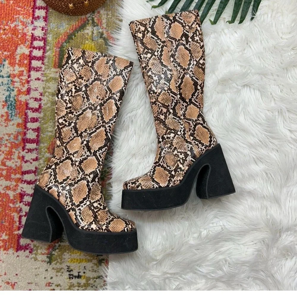 Nasty Gal Brown Black Snakeskin Print Chunky Platform Tall Knee High Boots 6 - Picture 1 of 4